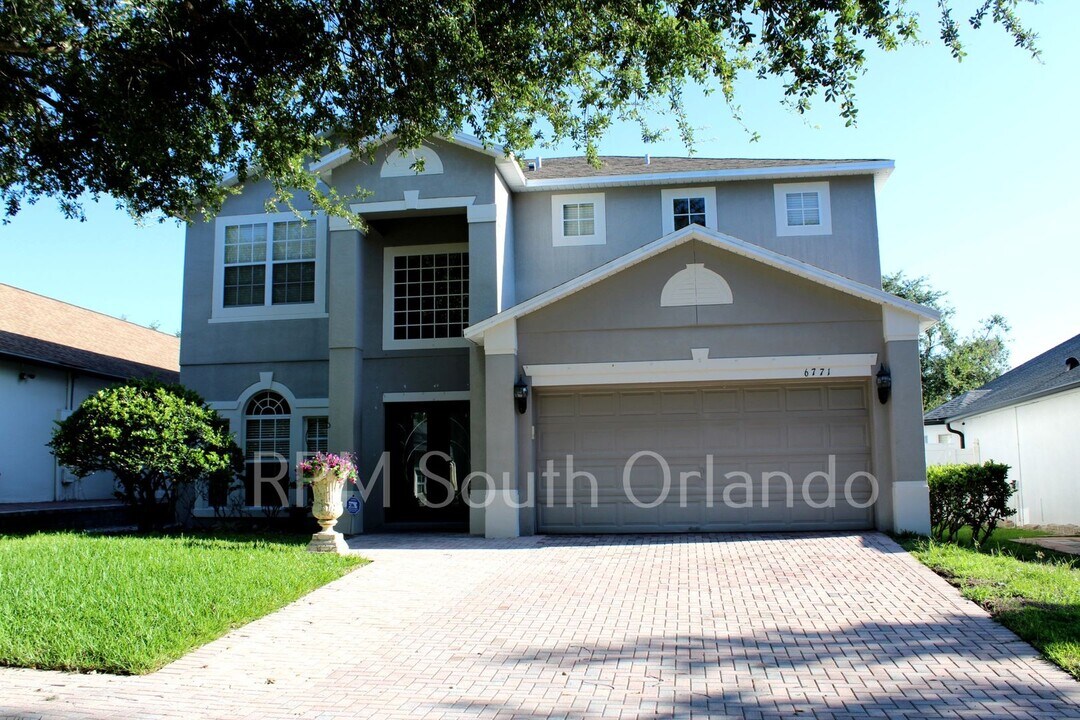 6771 Fernridge Dr in Orlando, FL - Building Photo