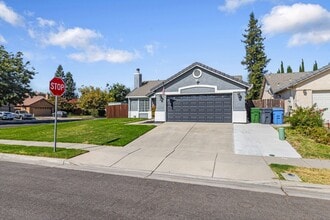 4403 Reflection Ave in Turlock, CA - Building Photo - Building Photo