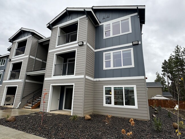 1705 Marian Dr in Cle Elum, WA - Building Photo - Building Photo