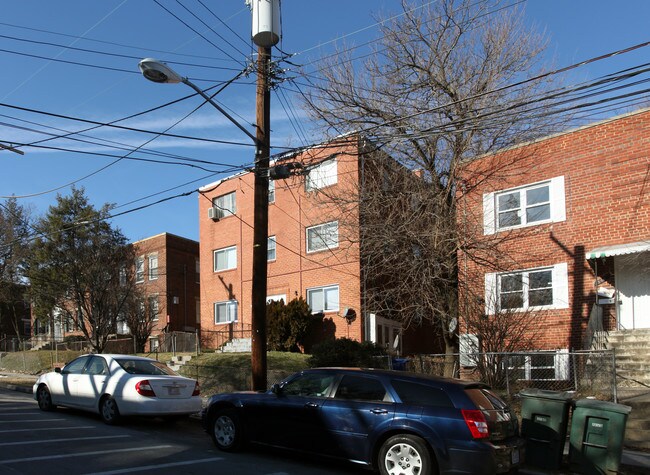 430 Brandywine St SE in Washington, DC - Building Photo - Building Photo