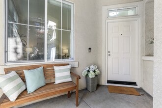 413 Nicholas Dr in Mountain View, CA - Building Photo - Building Photo