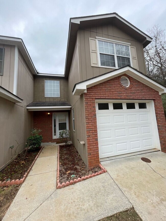 38 Woodfield Pl in Enterprise, AL - Building Photo - Building Photo