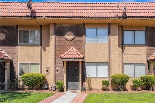 4302 Lynnann in Las Vegas, NV - Building Photo