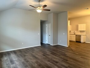 19601 N Pennsylvania Ave in Edmond, OK - Building Photo - Building Photo