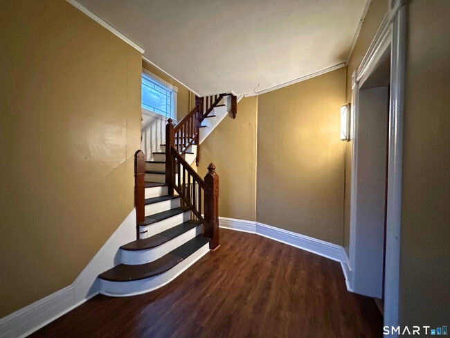 11 West St in New London, CT - Building Photo - Building Photo