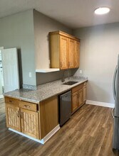 8715 Fowler Ave, Unit 1 in Pensacola, FL - Building Photo - Building Photo