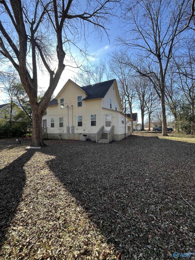 property at 3505 Bradley St SW