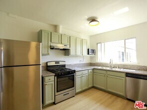 1323 Ridgeley Dr in Los Angeles, CA - Building Photo - Building Photo