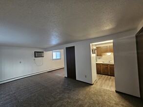 725 2nd Ave W, Unit A in West Fargo, ND - Building Photo - Building Photo