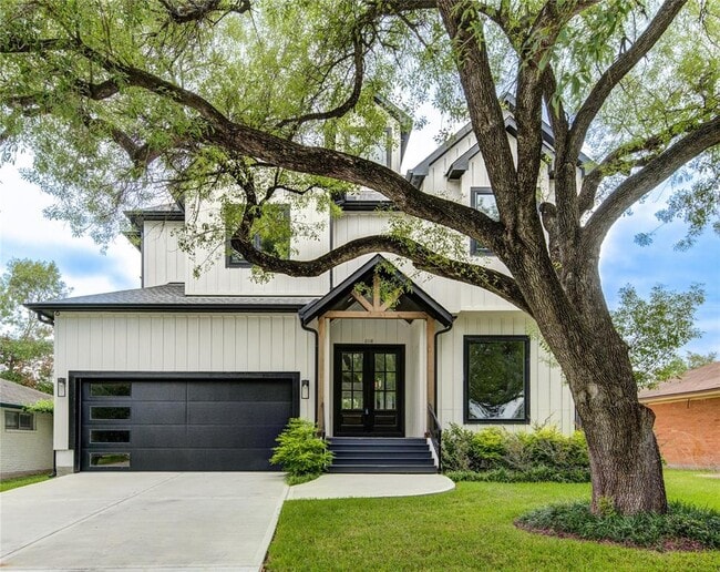 property at 2118 Nina Lee Ln