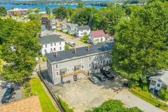 17-27A Dyer Street in Laconia, NH - Building Photo - Building Photo