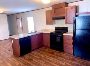 104 Persimmon Dr in Kathleen, GA - Building Photo - Building Photo