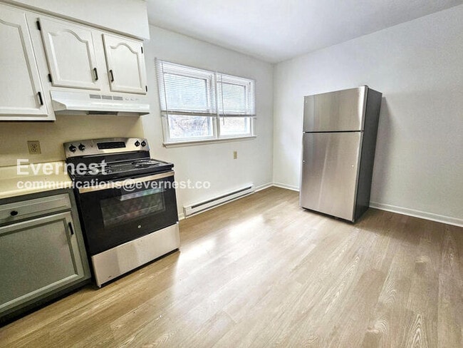 12806 N Cresap St in Cumberland, MD - Building Photo - Building Photo