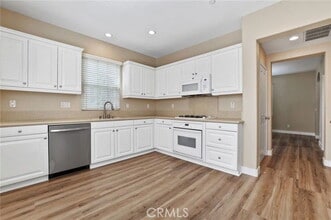 46 Arborside in Irvine, CA - Building Photo - Building Photo