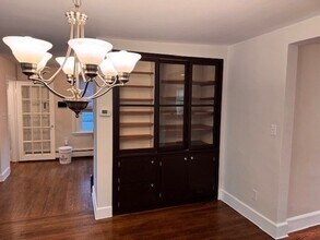 1 Howe St, Unit 2 in Somerville, MA - Building Photo - Building Photo