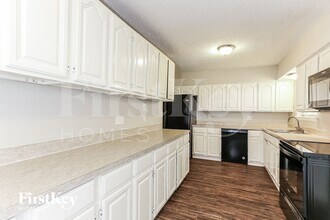 1839 Wynn Terrace in Arlington, TX - Building Photo - Building Photo