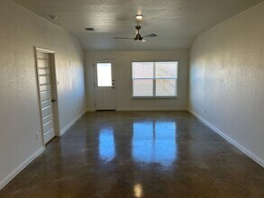 909 Switchgrass Dr in Killeen, TX - Building Photo - Building Photo