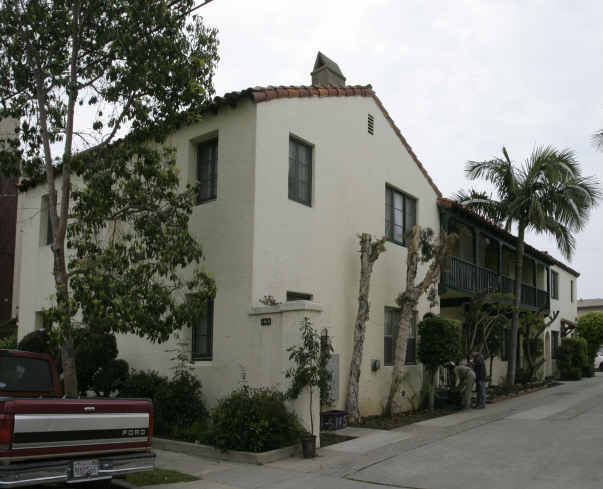 1410 E Florida St in Long Beach, CA - Foto de edificio - Building Photo