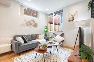 34 W Cremona St in Seattle, WA - Building Photo