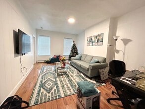 42 Hammond St in Boston, MA - Building Photo - Building Photo