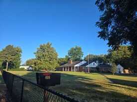 408 E 6th St in Lamar, MO - Building Photo