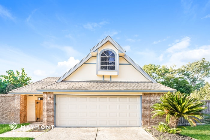 9110 Wilomill Dr in Houston, TX - Building Photo