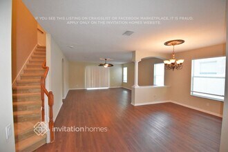 210 Westchester Hills Ln in Valrico, FL - Foto de edificio - Building Photo