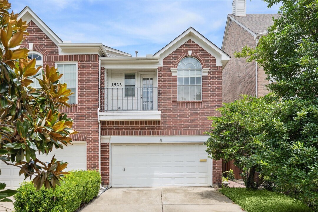 1522 Castle Ct in Houston, TX - Building Photo