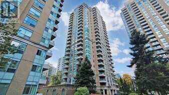 3 Pemberton Ave in Toronto, ON - Building Photo