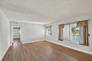 4996 Sable Pine Cir in West Palm Beach, FL - Building Photo