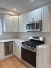 315 Albion St in Wakefield, MA - Building Photo - Building Photo