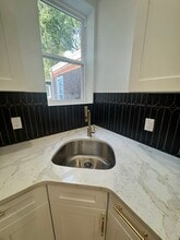 1325 Kerbaugh St, Unit A in Philadelphia, PA - Building Photo - Building Photo