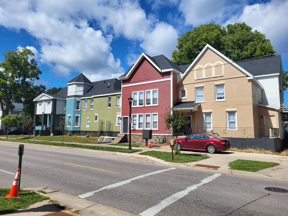 809 Cass St in La crosse, WI - Building Photo