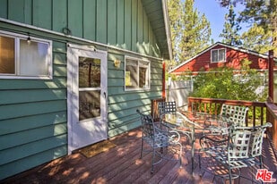 161 Moreno Ln in Big Bear, CA - Building Photo