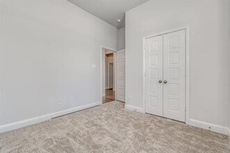 404 Country Meadows Blvd in Waxahachie, TX - Building Photo - Building Photo