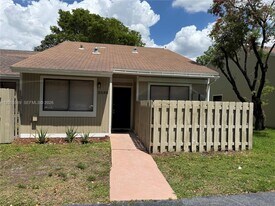 3548 NW 111th Terrace in Sunrise, FL - Building Photo