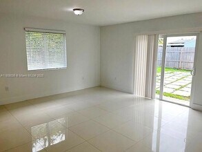 14620 SW 104th Ave, Unit 1053 in Miami, FL - Building Photo - Building Photo