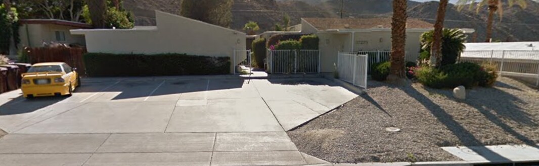 37273 Bankside Dr, Unit 4 in Cathedral City, CA - Foto de edificio