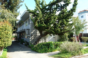 1735 Berkeley Way Apartments