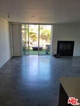 5806 Waring Ave in Los Angeles, CA - Building Photo - Building Photo