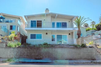 3015 S Carolina St, Unit 3015 S Carolina St #2 in San Pedro, CA - Foto de edificio - Building Photo