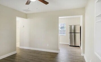 2818 17th Ave N in St. Petersburg, FL - Building Photo - Building Photo