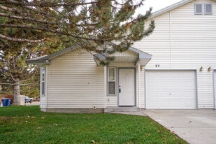 82 3rd St in Middleton, ID - Building Photo