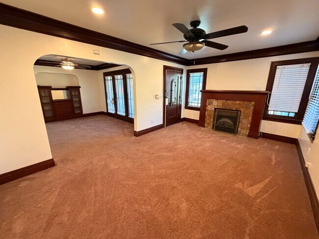 4914 10th Ave in Los Angeles, CA - Building Photo - Building Photo