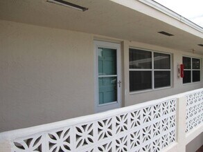 350 Woodland Ave in Cocoa Beach, FL - Building Photo - Building Photo
