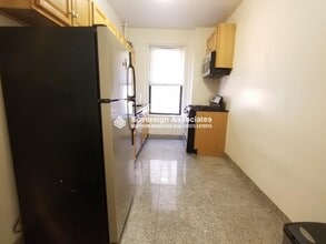 664 W 163rd St in New York, NY - Building Photo - Building Photo