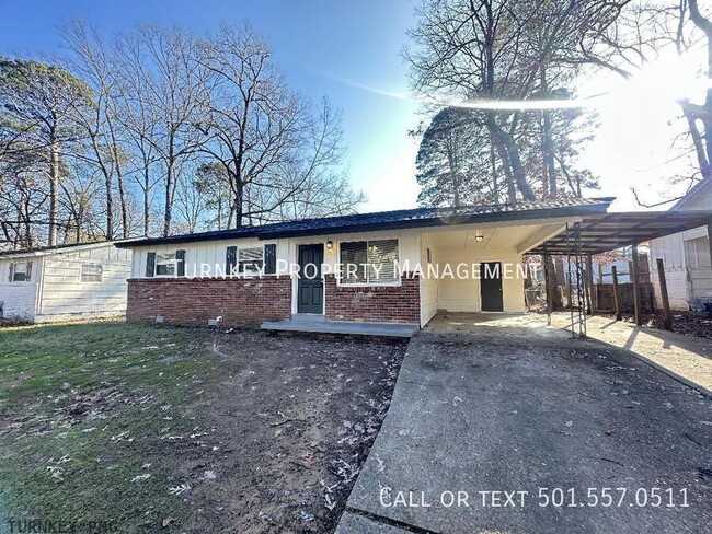 7017 Fairfield Dr in Little Rock, AR - Building Photo - Building Photo