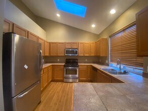 1836 SW 345th Pl in Federal Way, WA - Building Photo - Building Photo