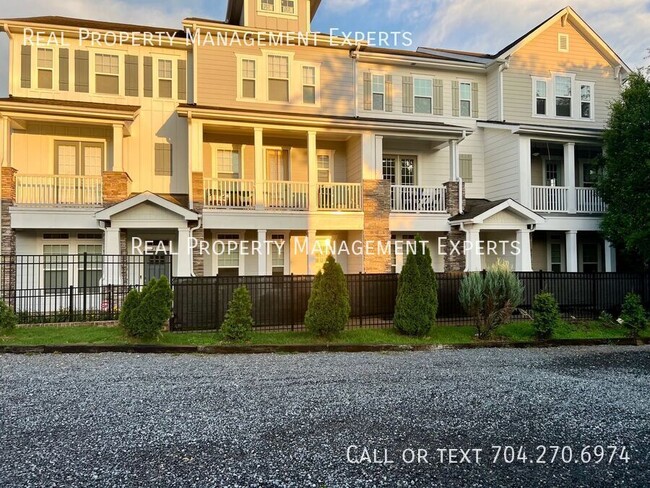 property at 2355 Crockett Park Pl