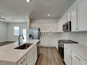 3003 19th Ave W in Bradenton, FL - Foto de edificio - Building Photo